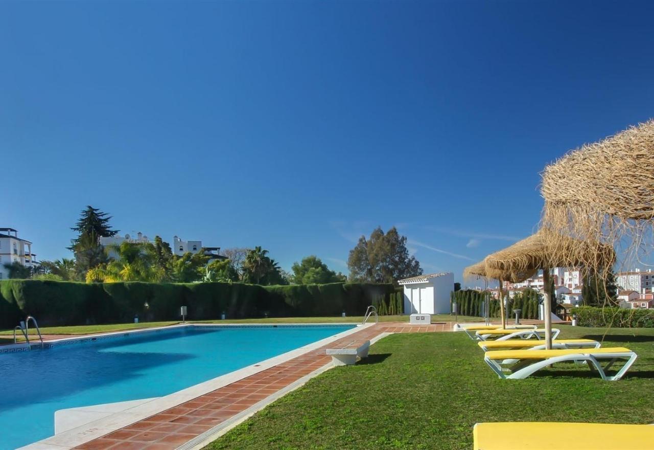 Casa Eucalyptus Family Home Estepona Exterior photo